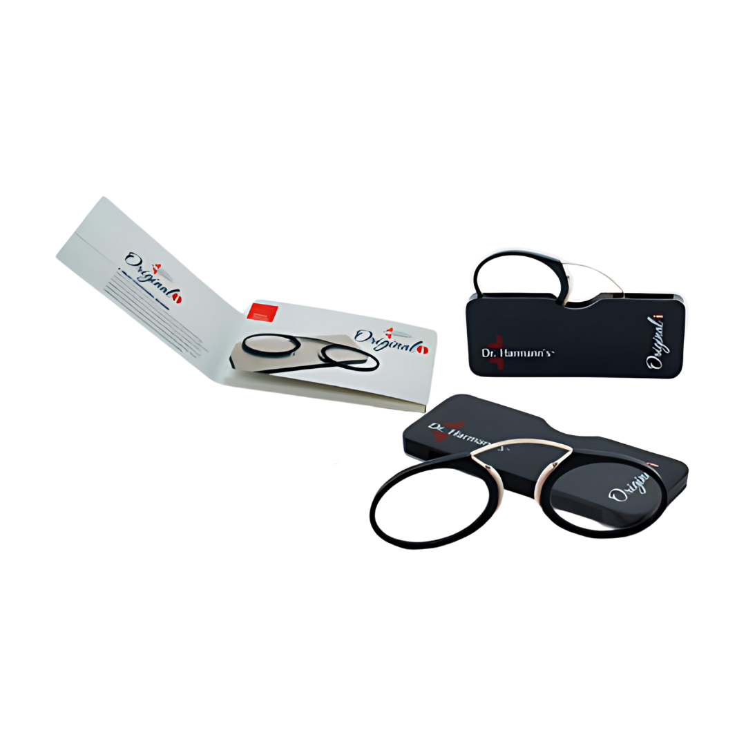 Optical Duniya Dr. Harmanns reading glasses Originali in a bookstore display