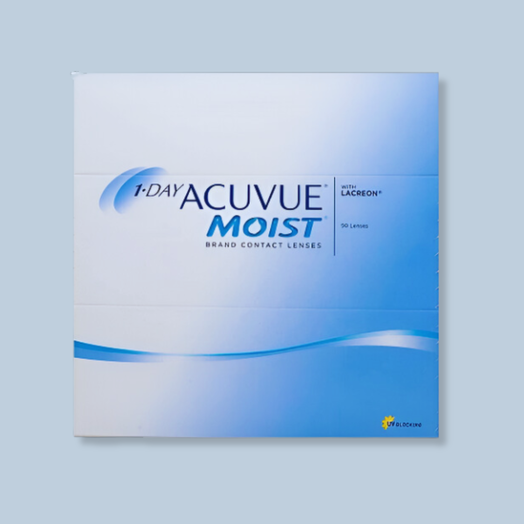 Optical Duniya: Model wearing Johnson & Johnson 1 Day Moist Acuvue contact lenses